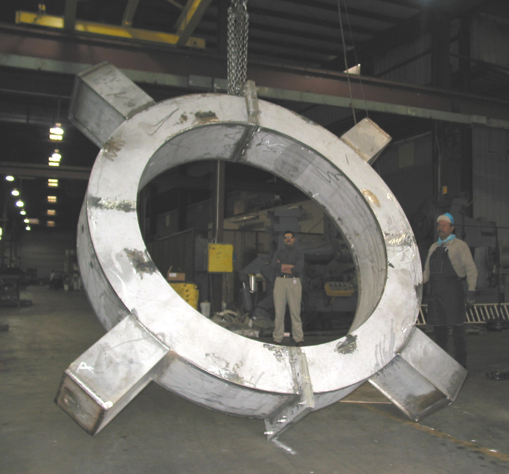 58 Large Diameter Floating Rings for a Refinery in Saudi Arabia